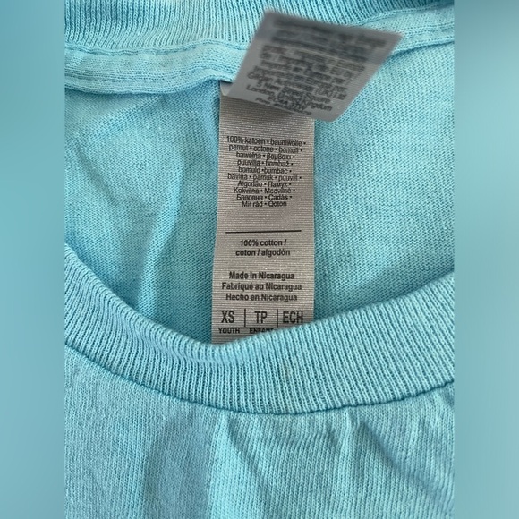 Gildan 100% Heavy Cotton Blue Easter Graphic T-Shirt Youth size XS - Picture 9 of 11